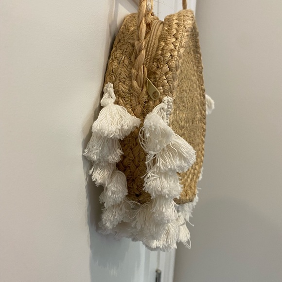 Shiraleah Chicago Jute Boho Crossbody Purse - Picture 4 of 7